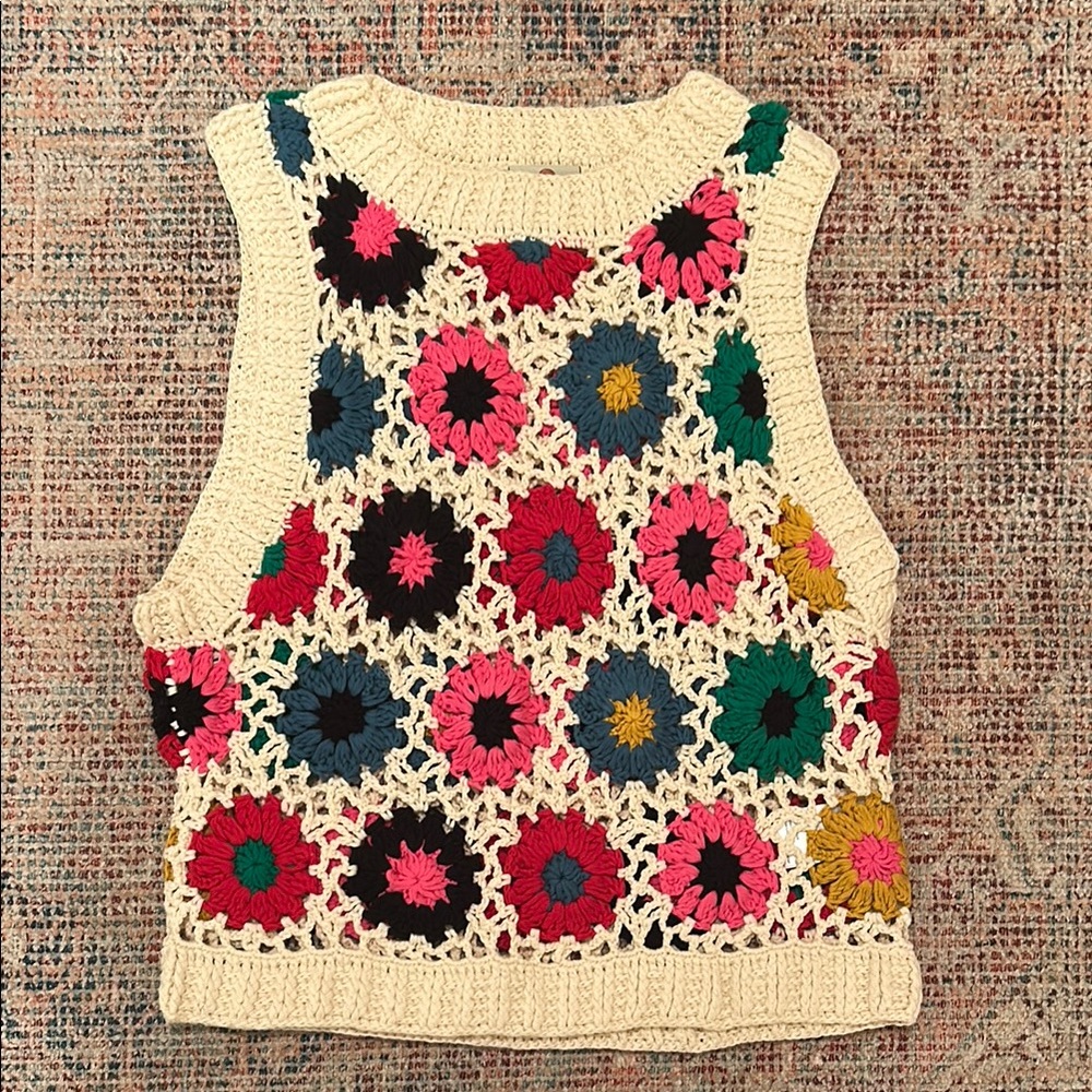 Farm Rio Multi Circles Crochet Vest - Picture 2 of 9